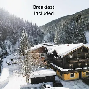 Ledererguetl - Jokercard & Parkplatz Inkl Bed & Breakfast Saalbach-Hinterglemm